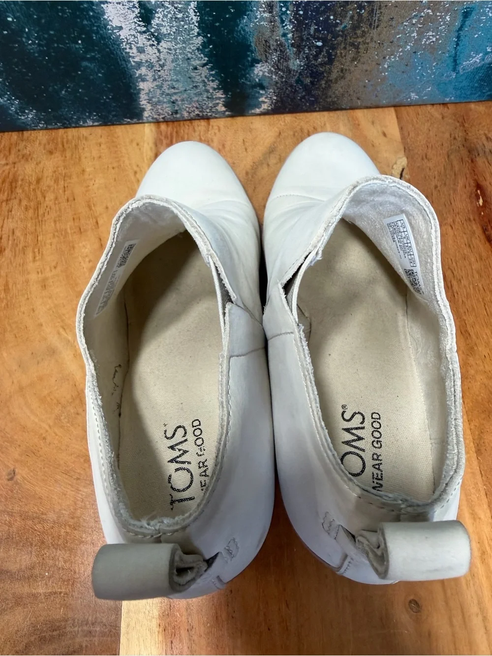 TOMS 2010s Classic Marta White Leather Wedge Booties Size 7